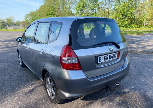 Honda Jazz cena 12999 przebieg: 139500, rok produkcji 2008 z Węgrów małe 407